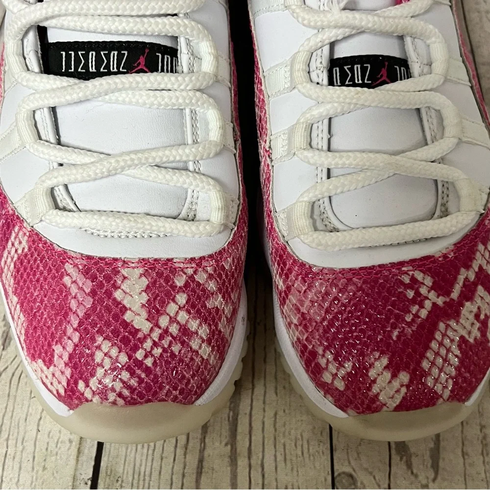 Nike Air Jordan 11 Low Retro XI Pink  Snakeskin AH7860-106 Womens Size 8 - Picture 6 of 14